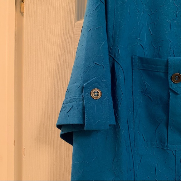 Penningtons ladies blue blouse. 1X - Picture 4 of 7